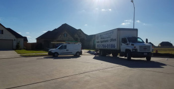 Thumbnail photo by Eddie Beurman of Texas Move-It