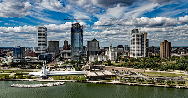 Moving to Milwaukee Guide photo