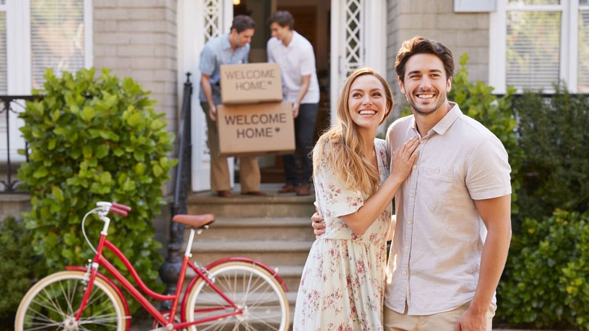 How to Downsize When Moving: Tips for Downsizing to a Smaller House